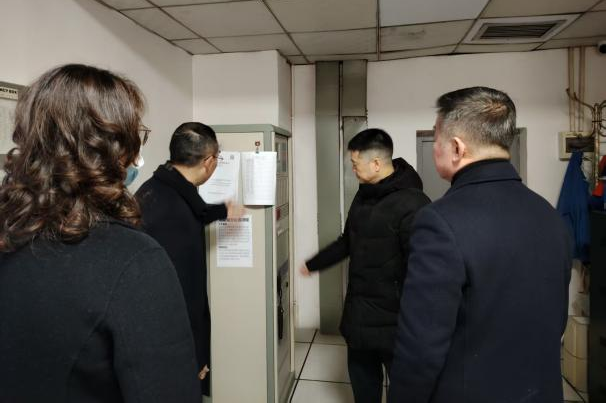 省尊龙凯时集团党委书记、董事长游勇检查督导春节安全生产并看望慰问干部员工